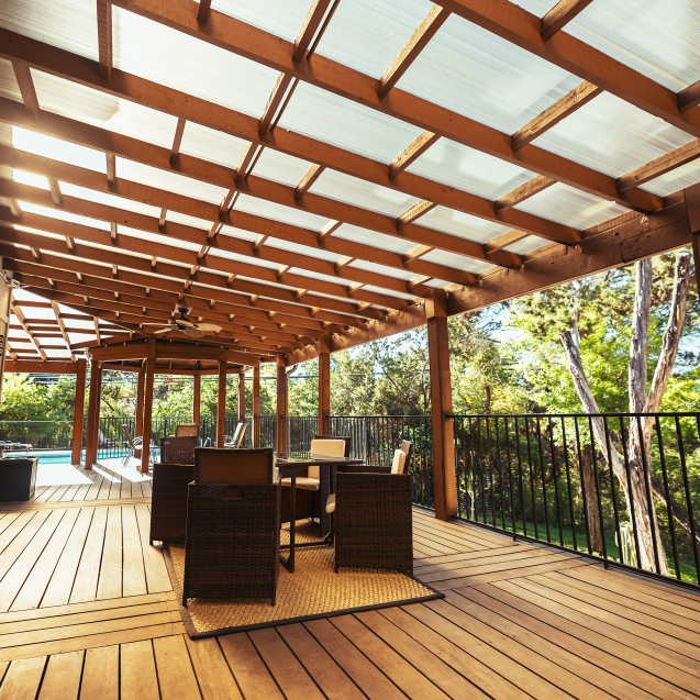 Crystel Roof Outdoor Shed